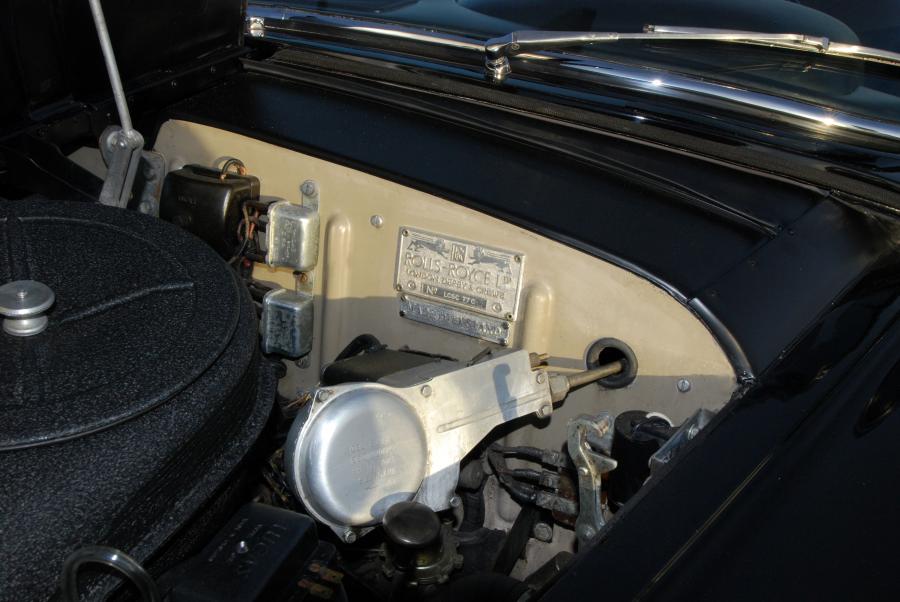  Rolls-Royce Silver Cloud III Drophead Coupe 1966 года  (фото 9 из 17)